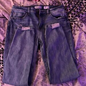skinny jeans